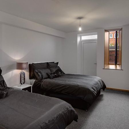 Super Spacious Church Conversion Close To Tower Blackpool Exterior photo