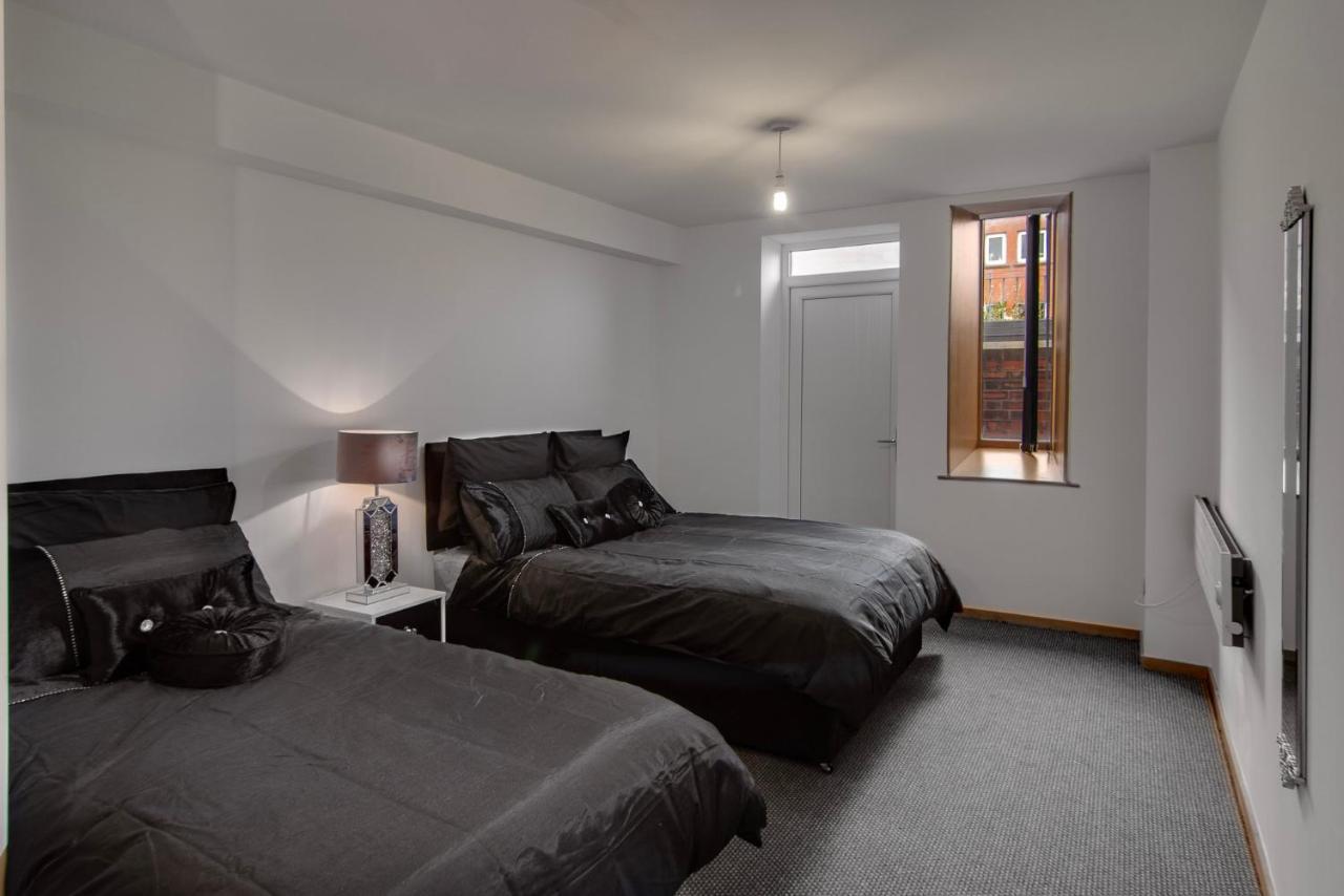 Super Spacious Church Conversion Close To Tower Blackpool Exterior photo